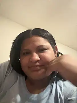 Snapshot of Anmaro05 chatting on November 5, 2025, 4:56 am Anmaro05 online show from November 5, 2025, 4:56 am