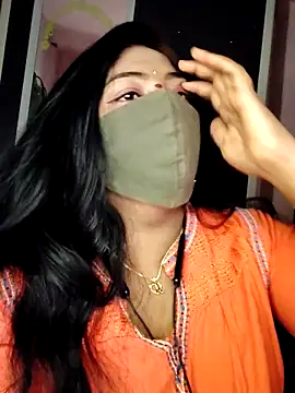 Snapshot of RomeoJuliet345 chatting on February 1, 2026, 1:53 pm RomeoJuliet345 online show from February 1, 2026, 1:53 pm