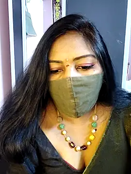 Snapshot of RomeoJuliet345 chatting on February 7, 2026, 8:07 am RomeoJuliet345 online show from February 7, 2026, 8:07 am