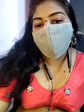 RomeoJuliet345 online show from March 7, 2026, 5:32 pm