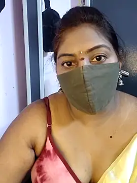 RomeoJuliet345 online show from March 15, 2026, 4:02 pm