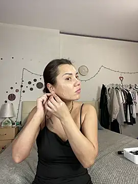 MiraMiss online show from January 28, 2025, 4:18 am