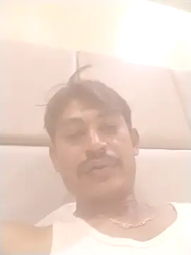 jenilmax online show from September 13, 2025, 6:29 pm