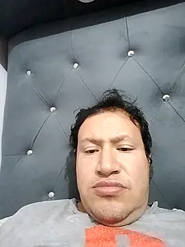 Alee3xxx online show from October 12, 2025, 5:28 am