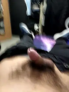 Alee3xxx online show from October 24, 2025, 3:03 am