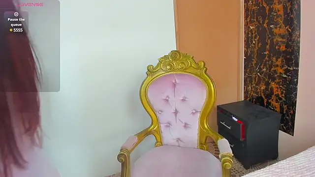 Snapshot of SarayMoorex_ chatting on March 22, 2025, 3:09 pm SarayMoorex online show from March 22, 2025, 3:09 pm