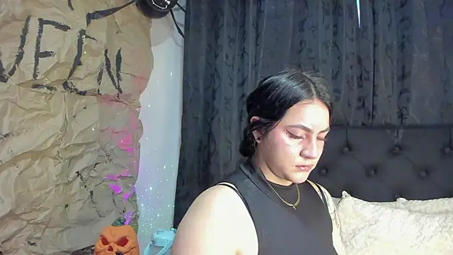 jenifer  power10 online show from October 31, 2025, 11:22 am