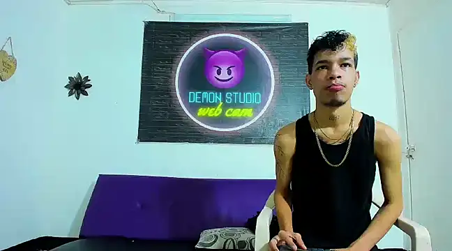Exclusive Duo66 online show from December 8, 2024, 12:30 pm