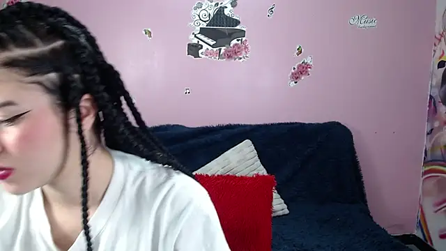 Snapshot of Kate_Laurence_ chatting on December 24, 2024, 3:16 am Kate Laurence online show from December 24, 2024, 3:16 am