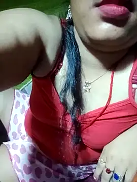 Snapshot of Super-Couple chatting on March 21, 2025, 6:07 pm Super-Couple online show from March 21, 2025, 6:07 pm