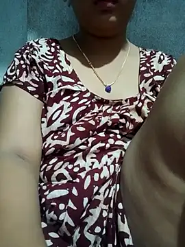 Snapshot of Super-Couple chatting on September 29, 2025, 5:18 pm Super-Couple online show from September 29, 2025, 5:18 pm