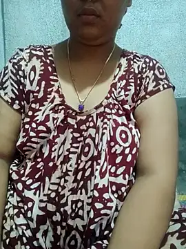 Snapshot of Super-Couple chatting on October 1, 2025, 7:47 am Super-Couple online show from October 1, 2025, 7:47 am