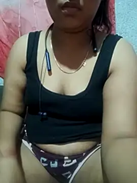 Snapshot of Super-Couple chatting on December 2, 2025, 10:31 am Super-Couple online show from December 2, 2025, 10:31 am