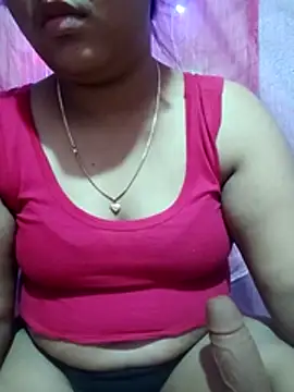 Snapshot of Super-Couple chatting on December 3, 2025, 6:39 pm Super-Couple online show from December 3, 2025, 6:39 pm