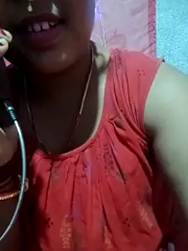 Snapshot of Super-Couple chatting on December 14, 2025, 2:33 pm Super-Couple online show from December 14, 2025, 2:33 pm