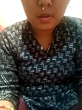 Snapshot of Super-Couple chatting on January 6, 2026, 4:21 pm Super-Couple online show from January 6, 2026, 4:21 pm