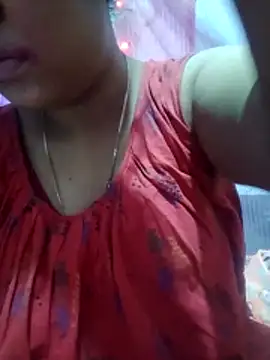 Snapshot of Super-Couple chatting on February 12, 2026, 10:16 pm Super-Couple online show from February 12, 2026, 10:16 pm