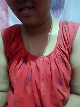 Snapshot of Super-Couple chatting on February 18, 2026, 4:41 am Super-Couple online show from February 18, 2026, 4:41 am