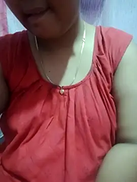 Snapshot of Super-Couple chatting on February 22, 2026, 8:02 am Super-Couple online show from February 22, 2026, 8:02 am