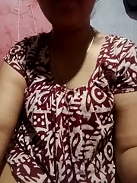 Snapshot of Super-Couple chatting on March 6, 2026, 5:59 am Super-Couple online show from March 6, 2026, 5:59 am