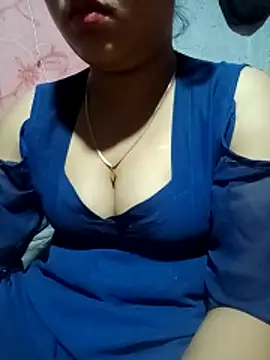 Snapshot of Super-Couple chatting on March 20, 2026, 5:45 am Super-Couple online show from March 20, 2026, 5:45 am