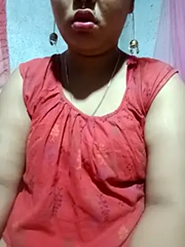 Snapshot of Super-Couple chatting on March 26, 2026, 4:29 am Super-Couple online show from March 26, 2026, 4:29 am