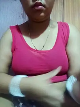 Snapshot of Super-Couple chatting on March 31, 2026, 6:14 am Super-Couple online show from March 31, 2026, 6:14 am