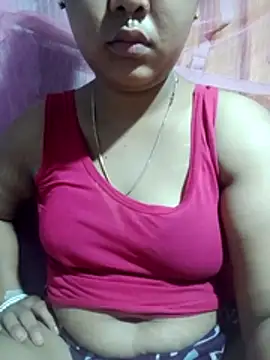 Snapshot of Super-Couple chatting on April 6, 2026, 4:46 am Super-Couple online show from April 6, 2026, 4:46 am