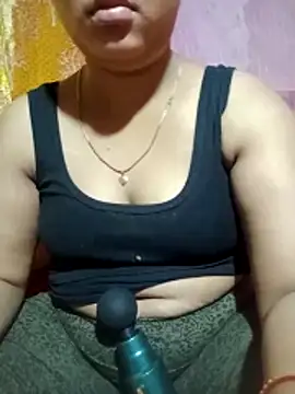 Snapshot of Super-Couple chatting on April 15, 2026, 6:09 am Super-Couple online show from April 15, 2026, 6:09 am