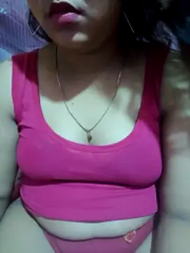 Snapshot of Super-Couple chatting on April 18, 2026, 8:42 pm Super-Couple online show from April 18, 2026, 8:42 pm