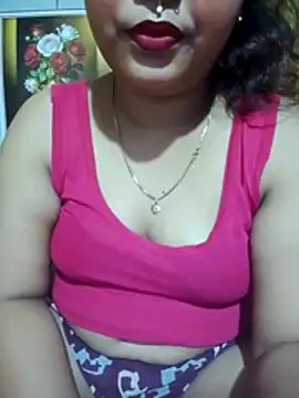 Snapshot of Super-Couple chatting on April 30, 2026, 2:45 pm Super-Couple online show from April 30, 2026, 2:45 pm