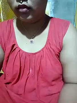 Snapshot of Super-Couple chatting on May 8, 2026, 1:49 pm Super-Couple online show from May 8, 2026, 1:49 pm