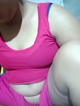 Snapshot of Super-Couple chatting on May 23, 2026, 12:27 am Super-Couple online show from May 23, 2026, 12:27 am