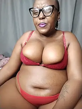 CHERRYYUMMY online show from June 19, 2026, 9:24 am