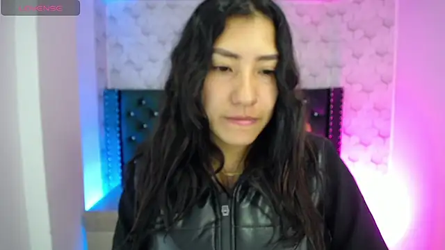 Sofi hot 4m online show from October 9, 2025, 5:22 pm