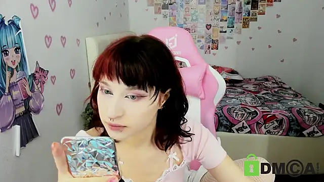 Snapshot of ElizaNik_ chatting on December 5, 2024, 10:12 pm ElizaNik online show from December 5, 2024, 10:12 pm