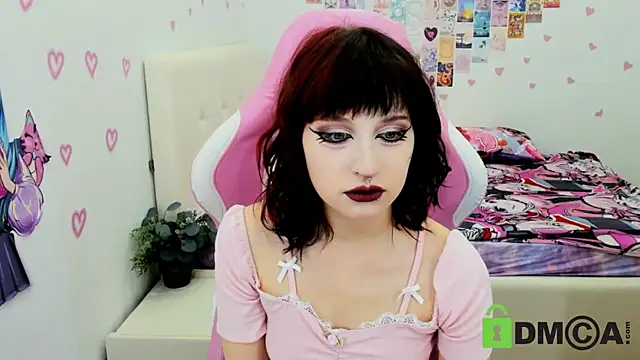 Snapshot of ElizaNik_ chatting on December 9, 2024, 1:40 am ElizaNik online show from December 9, 2024, 1:40 am