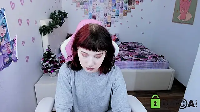 Snapshot of ElizaNik_ chatting on December 27, 2024, 9:43 pm ElizaNik online show from December 27, 2024, 9:43 pm