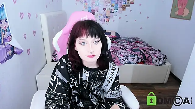 Snapshot of ElizaNik_ chatting on January 22, 2025, 12:38 am ElizaNik online show from January 22, 2025, 12:38 am