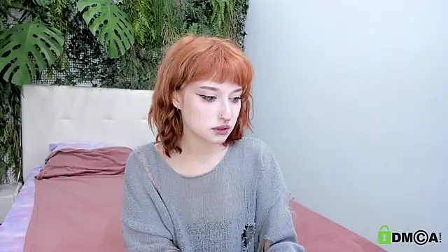 Snapshot of ElizaNik_ chatting on September 18, 2025, 5:42 am ElizaNik online show from September 18, 2025, 5:42 am