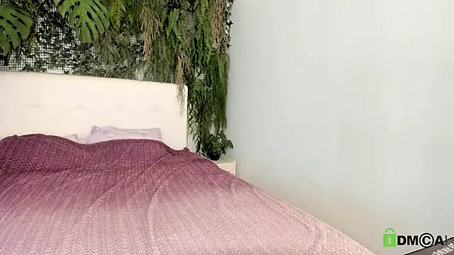 Snapshot of ElizaNik_ chatting on September 21, 2025, 4:41 pm ElizaNik online show from September 21, 2025, 4:41 pm