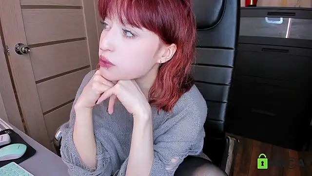 Snapshot of ElizaNik_ chatting on May 15, 2026, 11:45 pm ElizaNik online show from May 15, 2026, 11:45 pm