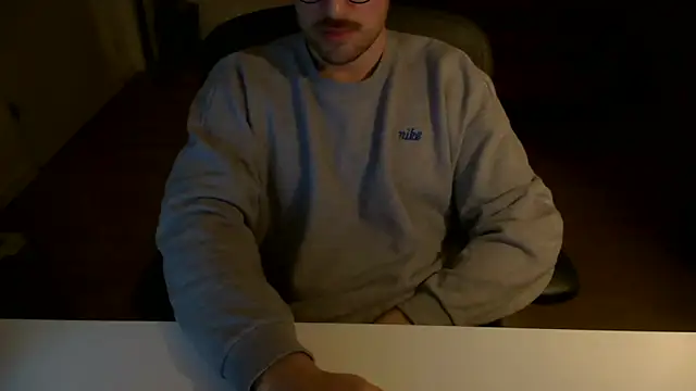 Snapshot of taallguyy_196 chatting on January 15, 2026, 5:45 am taallguyy 196 online show from January 15, 2026, 5:45 am