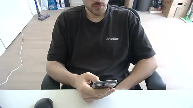 Snapshot of taallguyy_196 chatting on March 22, 2026, 9:13 am taallguyy 196 online show from March 22, 2026, 9:13 am