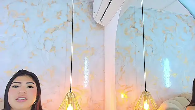 khloeblake online show from February 24, 2026, 5:05 am