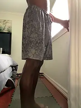 Melaneighted online show from March 7, 2026, 6:16 pm