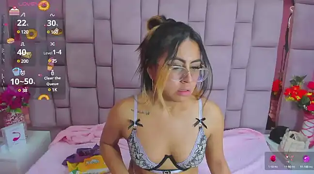 Snapshot of Freya_Miller_ chatting on March 20, 2025, 8:20 am Freya Miller online show from March 20, 2025, 8:20 am