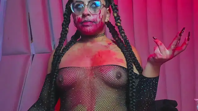 Snapshot of Freya_Miller_ chatting on October 25, 2025, 7:38 am Freya Miller online show from October 25, 2025, 7:38 am