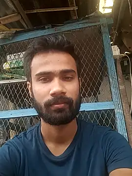 Skinny Bigass 23 online show from September 9, 2025, 6:35 am