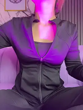Snapshot of Aaliyah_Salma chatting on May 28, 2026, 3:53 pm Aaliyah Salma online show from May 28, 2026, 3:53 pm